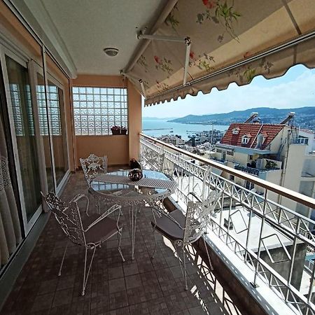 Golden Mirror In Kavala Apartment Екстериор снимка