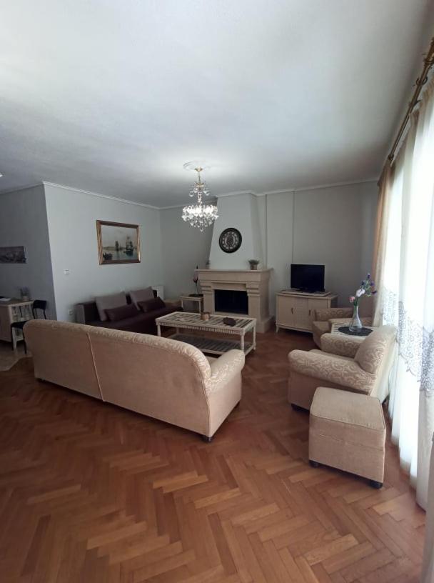 Golden Mirror In Kavala Apartment Екстериор снимка